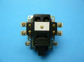 Square D 8501-DO-22-W33A Control Relay 2 NO &amp; 2 NC 120 VAC Coil New - $29.99