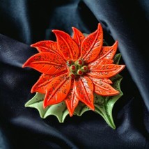 Vintage Poinsettia Brooch Pin Celluloid Plastic Christmas MCM Holiday Winter Red - £13.44 GBP