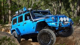 2017 Jeep Wrangler custom Rubicon in blue | 24x36 inch POSTER | off road - £16.24 GBP