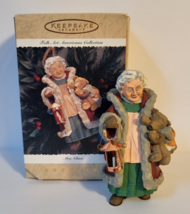 Hallmark Mrs Claus Keepsake Ornament Folk Art Americana Showcase w/Box 1996 Vtg - £4.35 GBP