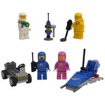 The Lego Movie 2 Lego Set #70841 Benny&#39;s Space Squad READ** - $646.62 MXN