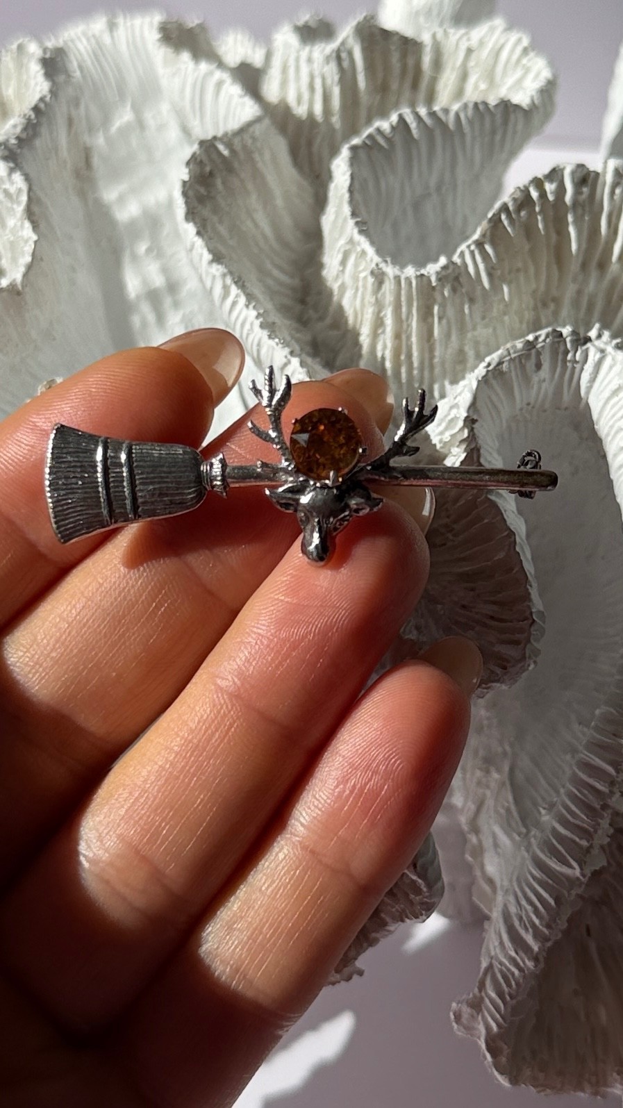 925 Sterling Silver Orange Citrine Deer Brooch Item image 3