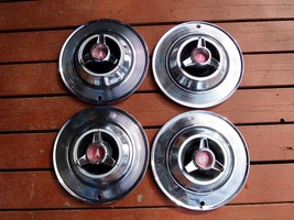 1964 Plymouth Sport Fury Spinner Hubcaps OEM 2409834 2409839 Set of 4 14&quot; - £136.34 GBP