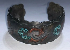 Native American Turquoise &amp; Coral Inlaid Scalloped Bracelet Sterling Silver .925 - £117.70 GBP