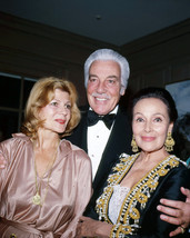 Rita Hayworth Cesar Romero &amp; Dolores Del Rio rare 1970&#39;s in Hollywood 8x10 Photo - £6.28 GBP