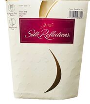 Vintage Hanes Silk Reflections Pantyhose Pearl Size A/B Hosiery Style 71... - $6.00