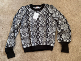 NWT Lularoe Size Large L Piper Balloon Sleeved Sweater black gray Floral Ringer - £17.76 GBP
