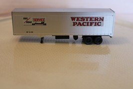HO Scale Athearn, 40&#39; Semi Truck Trailer, Western Pacific, Silver, Built - $18.75
