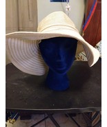 Panama Jack Women’s Tan Floppy Straw Sun Hat Straw  Wide Brim One Size - $300.05 MXN