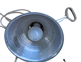 VINTAGE 8-3/8” DIAMETER ALUMINUM DOME LAMP REFLECTOR POULTRY BROODERS HE... - £3.91 GBP