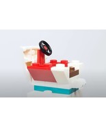 NEW Lego Marvel Guardians Connecting Holiday Space Rocket Sleigh Mini Sets - $197.90 MXN