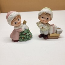 HOMCO Christmas Figurines 5556 Girl with Tree Boy with Presents Holiday Vintage - £7.10 GBP