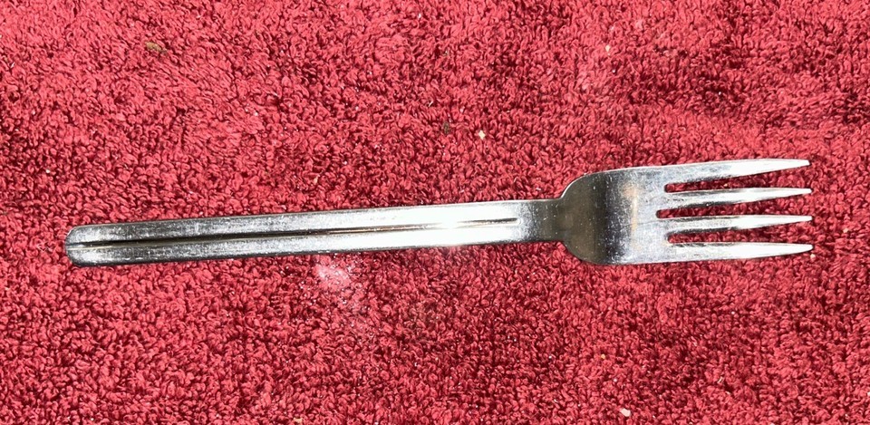 Retroneu INFINITE  Dinner Fork 7 7/8&quot;  Stainless - $9.49