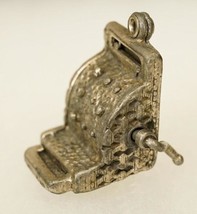 Vintage Costume Jewelry Mechanical Antique Cash Register Charm Necklace ... - €11,16 EUR