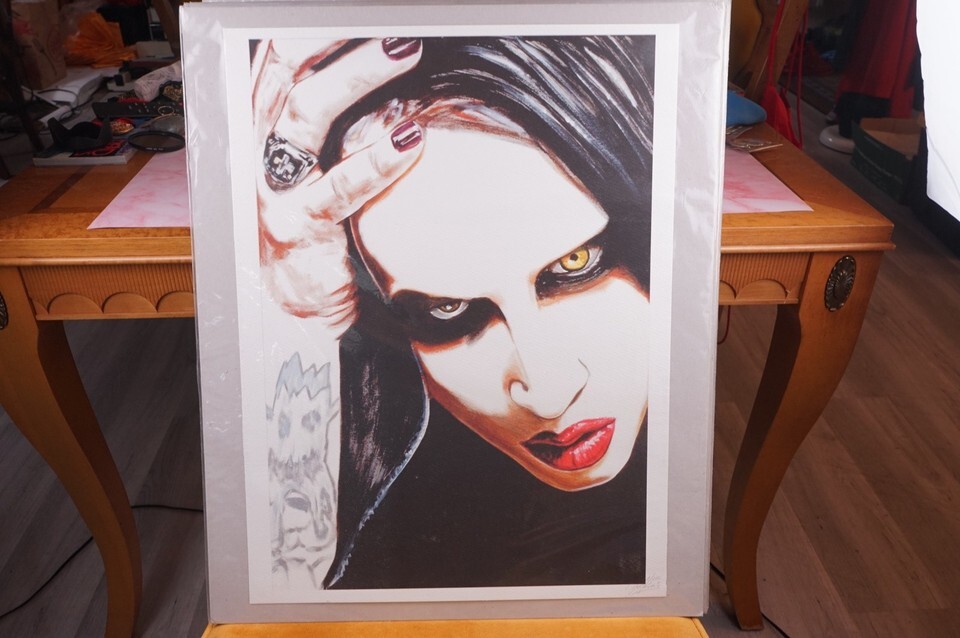 Full-size item image