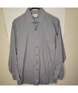 Van Heusen dress shirt Mens Classic 15 32/33  - $7.69