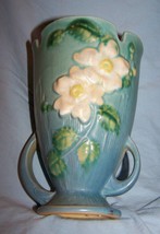 Vintage Roseville Pottery Blue Double Handled White Rose Vase-#980-6 - £98.77 GBP