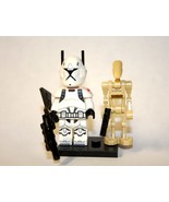 MZ Corpsman Clone Trooper With Droid Clone Wars Star Wars Action Minifig... - $87.53 MXN