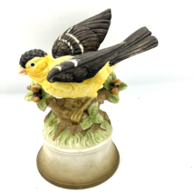 Shefford Musical Goldfinch Bird  Nest Wind up Music Box Japan Porcelain Figurine - £19.41 GBP