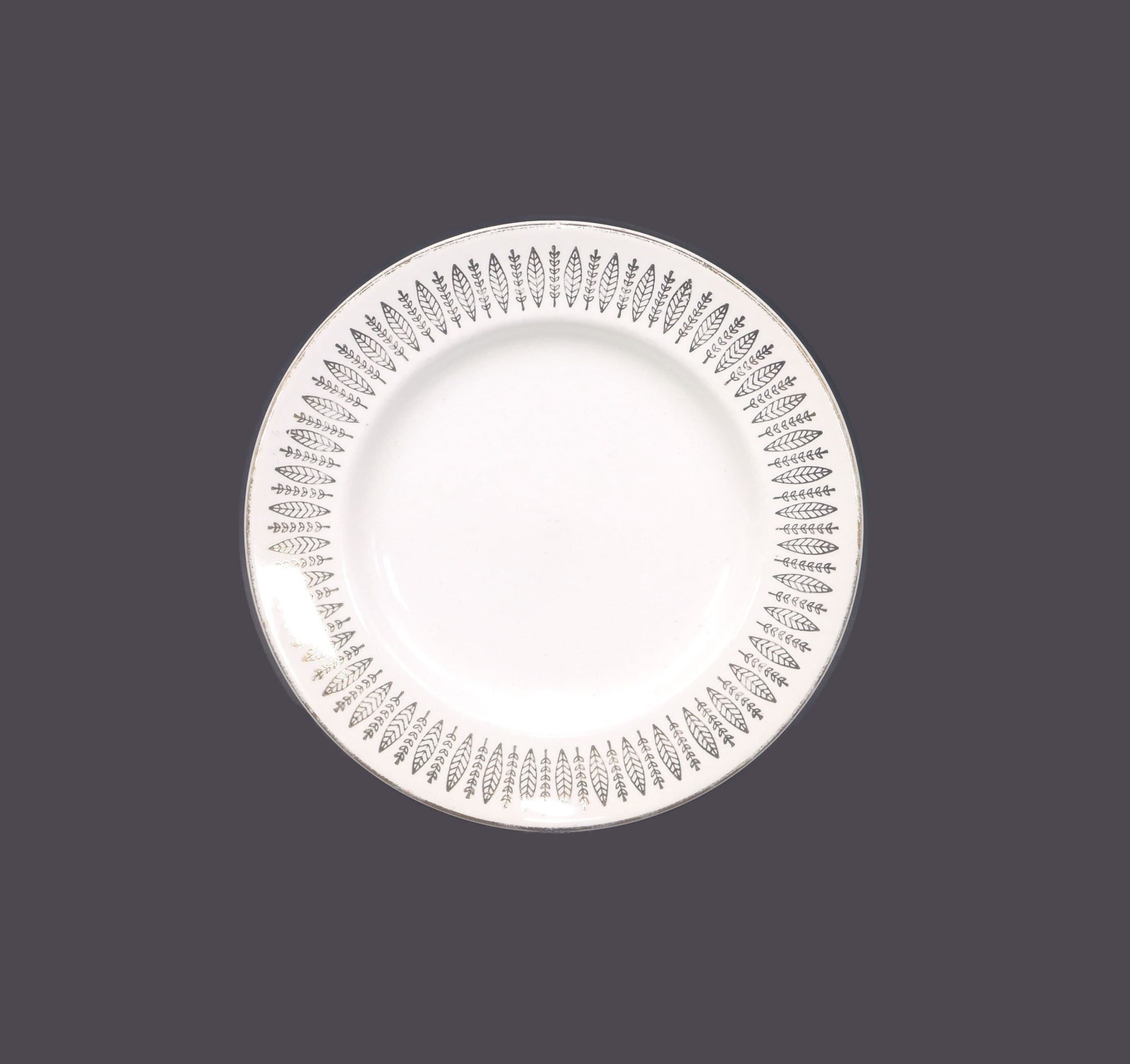 Royal Knight RKN1 bread plate made in England. - £28.11 GBP