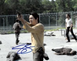 Steven Yeun signed The Walking Dead Glenn Rhee 8x10 Photo- COA - $68.95