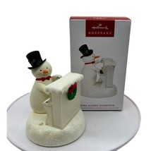 Hallmark 2023 Sing-Along Showman Piano Playing Snowman Christmas Ornament - £21.05 GBP