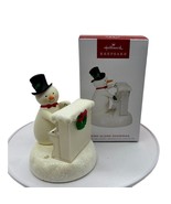 Hallmark 2023 Sing-Along Showman Piano Playing Snowman Christmas Ornament - £21.08 GBP