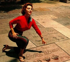 Jane Wyman Hollywood Walk of Fame California CA UNP Vtg Chrome Postcard - £4.71 GBP