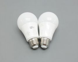 Sengled W21-N13W_2P Multicolor Smart Wi-Fi LED Light Bulbs 2-Pack image 2