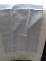 Blue Hand Crocheted Edge Embroidered April Cornell Linen Guess Hand Towel - £14.10 GBP