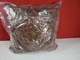 Saro Lifestyle Cotton Throw Pillow 26&quot; X 26&quot; with Handmade Sari Sitara Design - £99.22 GBP