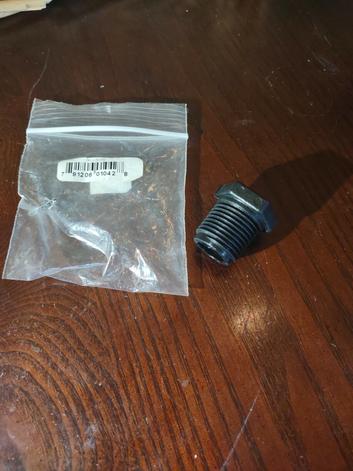 GRAINGER APPROVED PLUG050 Hex Head Plug, 1/2 in, Schedule 80,MNPT - $5.82