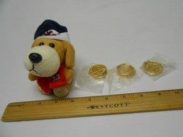 3 gold coin Zales Yankeestadium keychains &amp; St. Louis Cardinals MLB Dog ornament - £14.73 GBP