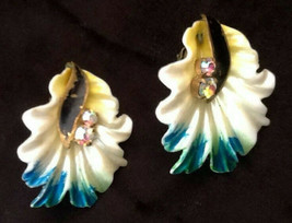 Vintage Signed West Germany celluloid AB rhinestone flower clip earrings - £15.56 GBP