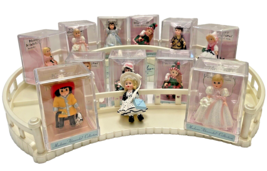 Hallmark Madame Alexander Display Base &amp; 12 Merry Miniatures Doll Figuri... - $51.29