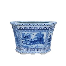 Beautiful Oriental Blue and White Blue Willow Hexagonal Porcelain Pot - £158.30 GBP