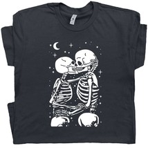 Skeleton Kissing T Shirt Love Never Dies Skull and Bones Cool Graphic Te... - £15.97 GBP