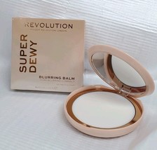 Revolution Super Dewy Blurring Balm Pore Blurring Compact image 3