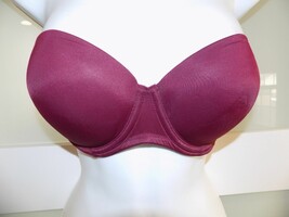 Victoria&#39;s Secret Burgundy Push-Up Bra Size 32D Women&#39;s NO STRAPS - $26.20 CAD