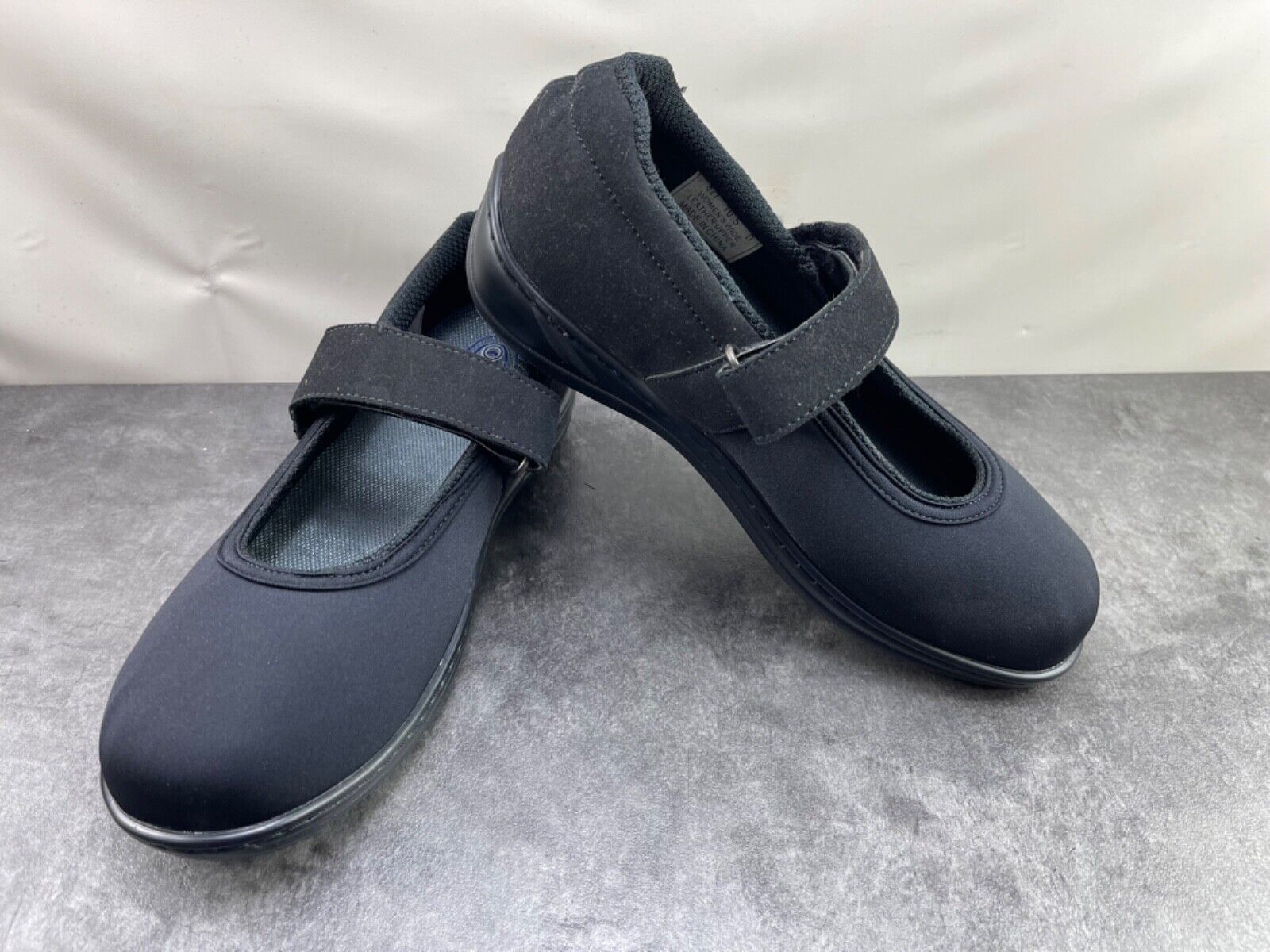 Orthofeet Flats Women 10.5 D Wide Springfield Shoes Black Mary Jane Orth... - $37.44