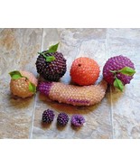 Lot of 8 Beaded Push Pin Fruits Apples, Pear, Banana and Grapes(3) Purpl... - $14.95