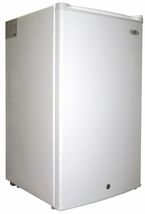Sunpentown UF-304W Upright Freezer – 3.0 Cu Ft with Lock &amp; Reversible Door - $434.91 CAD