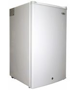 Sunpentown UF-304W Upright Freezer – 3.0 Cu Ft with Lock &amp; Reversible Door - $434.60 CAD