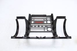 03-04 INFINITI G35 SEDAN DASH RADIO BEZEL TRIM E5046 image 10