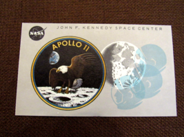 APOLLO 11 ARMSTRONG ALDRIN COLLINS NASA VINTAGE ORIGINAL VIP LAUNCH BADG... - $1,058.99