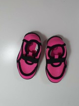 toddlers hot pink water shoes size 5-6  - £4.66 GBP