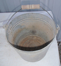 Galvanized Bucket w Handle - £8.60 GBP