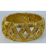 Vintage CASTLECLIFF Chunky Hinged Cuff Gold Tone Bracelet Click/Snap Clo... - £60.00 GBP