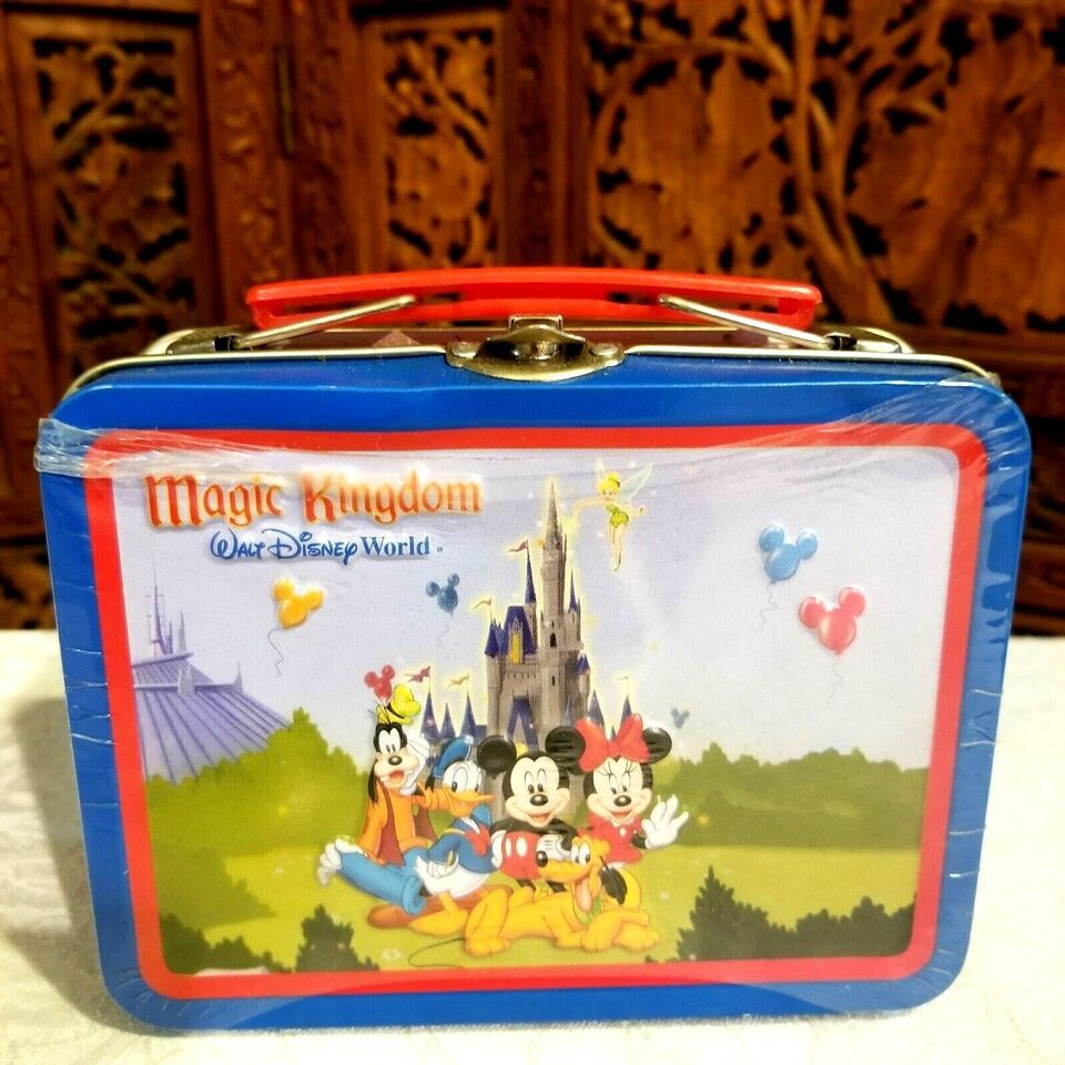 Walt Disney World Magic Kingdom Fab 5 Mini Metal Lunchbox Tin - $19.80