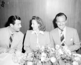 Barbara Stanwyck 16x20 Poster with Clark Gable and David Niven - £15.72 GBP